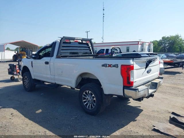 2017 FORD F-350 XL/XLT 3