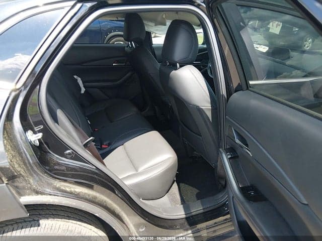 2025 MAZDA CX-30 2.5 S PREFERRED PACKAGE 8