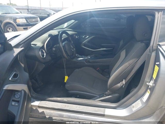 2019 CHEVROLET CAMARO 1LS 17