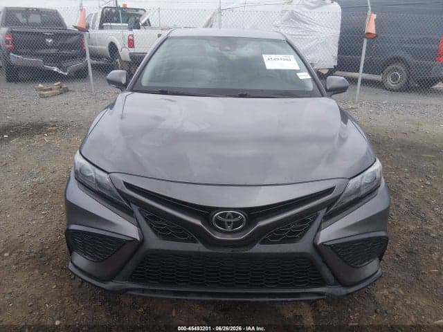 2022 TOYOTA CAMRY SE 12