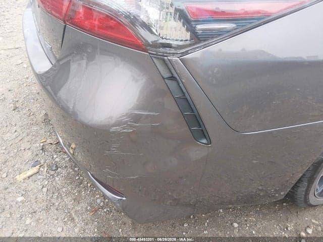 2022 TOYOTA CAMRY SE 18