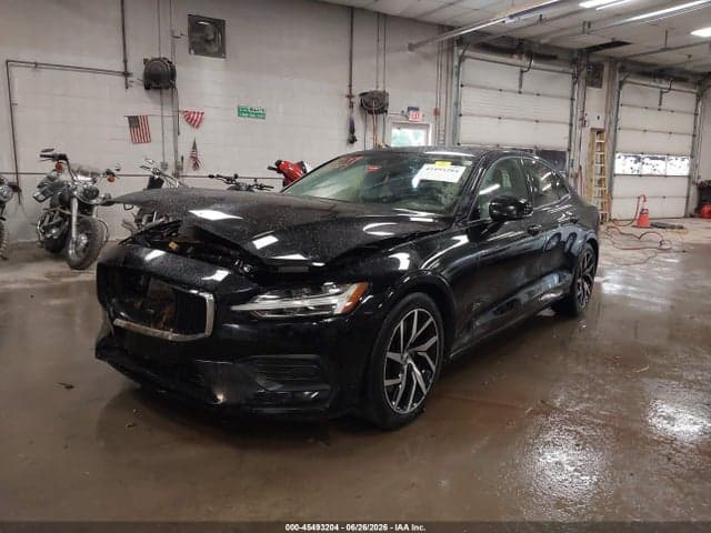 2019 VOLVO S60 T6 MOMENTUM 2