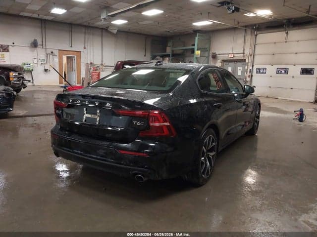 2019 VOLVO S60 T6 MOMENTUM 4