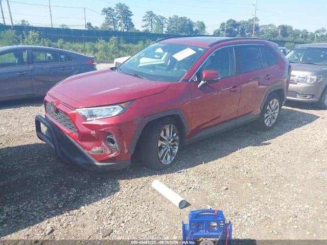 2020 TOYOTA RAV4 XLE PREMIUM 2