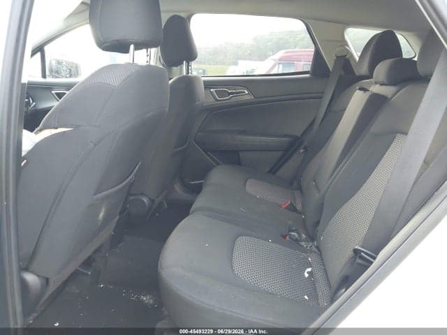 2023 KIA SPORTAGE LX 8