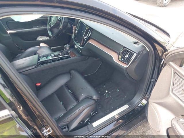 2020 VOLVO S60 T5 INSCRIPTION 5