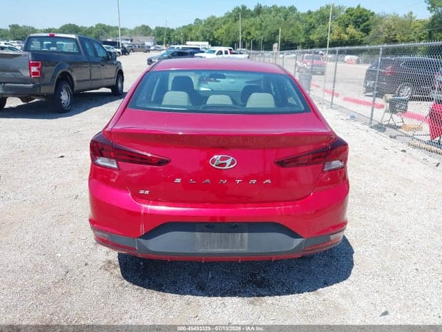 2019 HYUNDAI ELANTRA SE 16