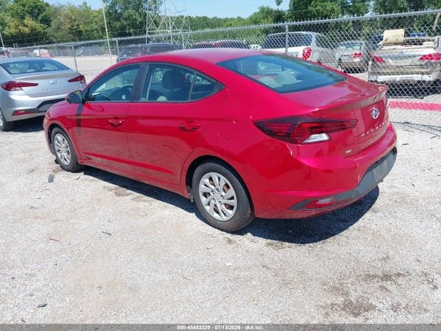 2019 HYUNDAI ELANTRA SE 3