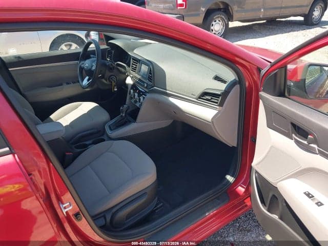 2019 HYUNDAI ELANTRA SE 5