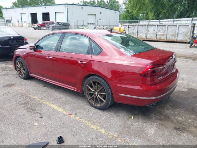 2018 VOLKSWAGEN PASSAT 2.0T R-LINE/2.0T S 3