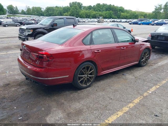 2018 VOLKSWAGEN PASSAT 2.0T R-LINE/2.0T S 4