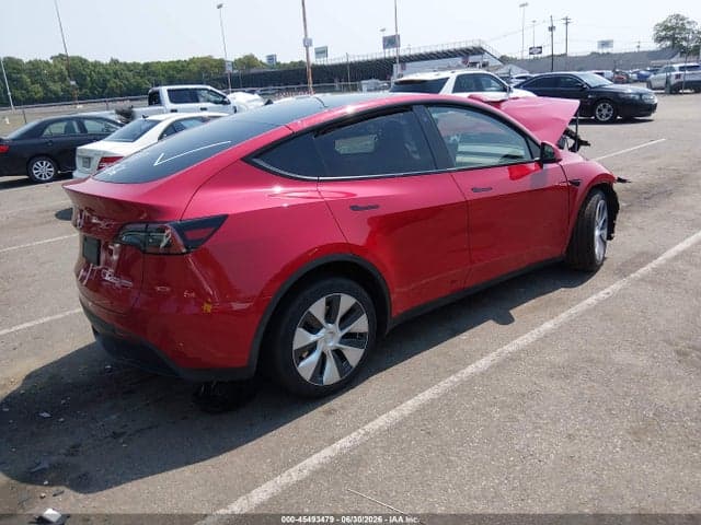 2023 TESLA MODEL Y 4