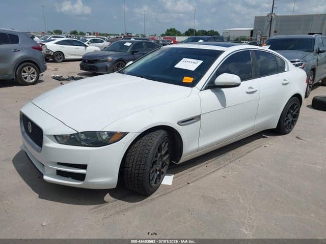 2017 JAGUAR XE 25T 2
