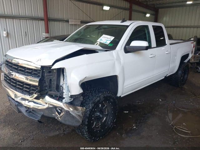 2017 CHEVROLET SILVERADO 1500 LT 2