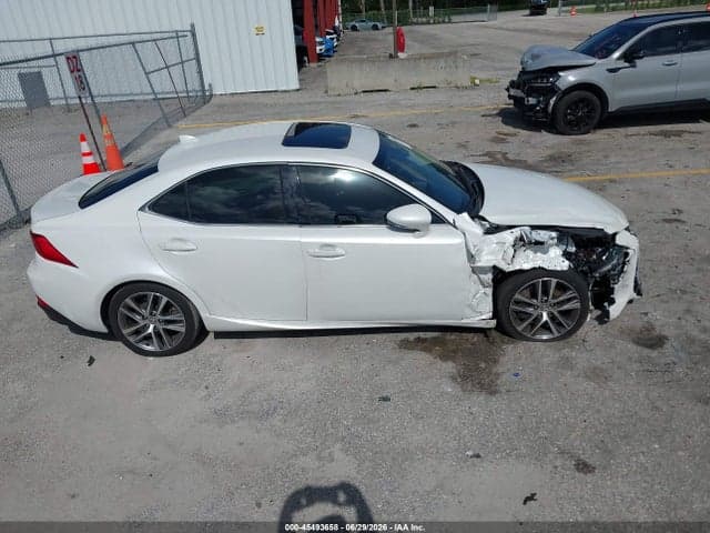 2018 LEXUS IS 300 13