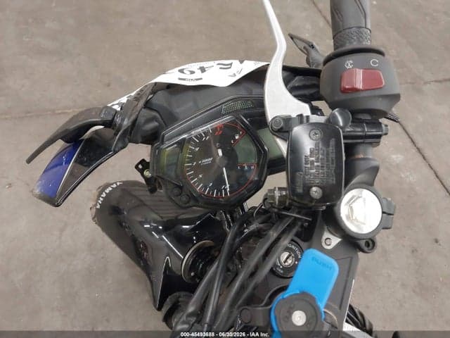 2018 YAMAHA YZFR3 7