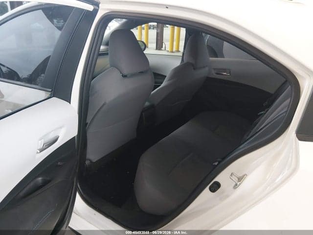 2020 TOYOTA COROLLA SE 8