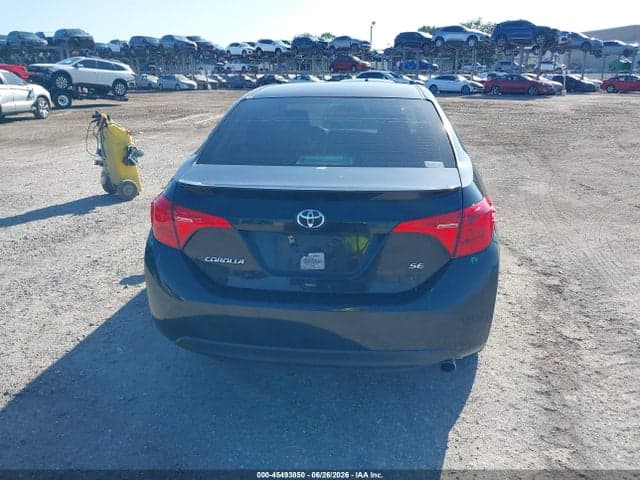 2017 TOYOTA COROLLA SE 16