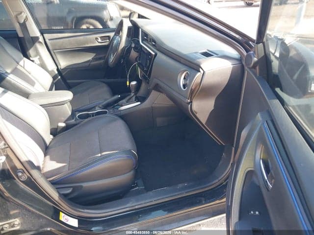 2017 TOYOTA COROLLA SE 5