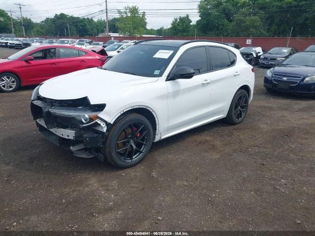 2021 ALFA ROMEO STELVIO TI AWD 2