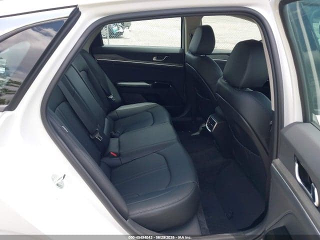 2026 KIA K5 EX 8