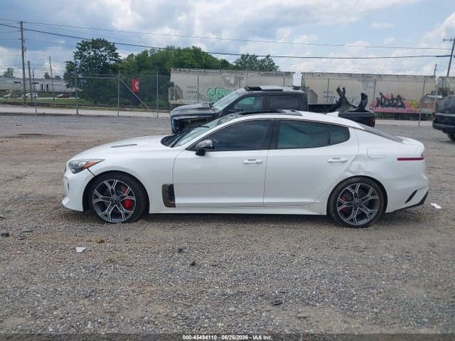 2018 KIA STINGER GT1 14
