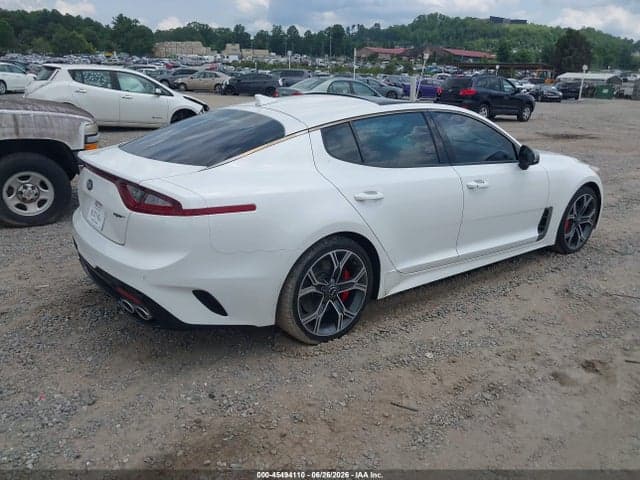 2018 KIA STINGER GT1 4