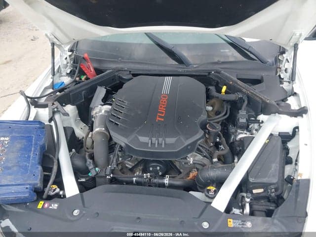 2018 KIA STINGER GT1 10