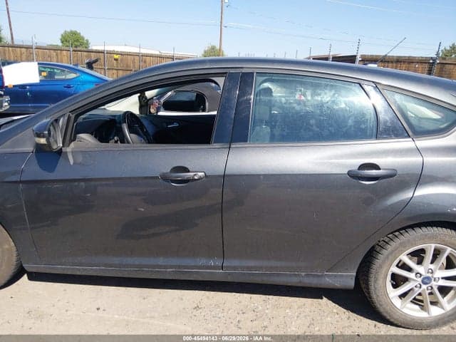 2017 FORD FOCUS SE 14