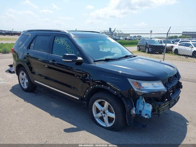 2017 FORD EXPLORER XLT 1