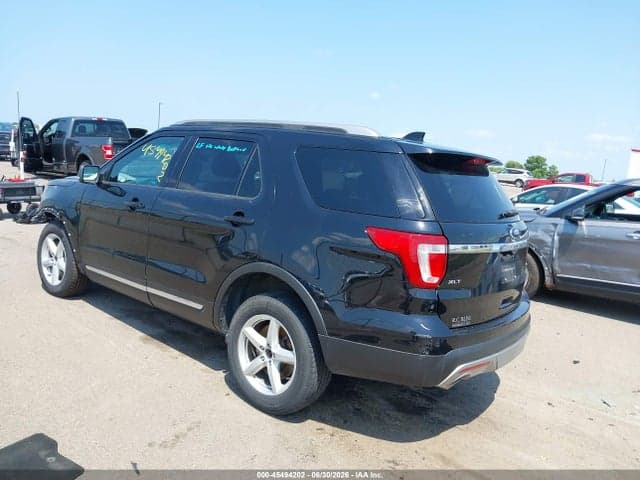 2017 FORD EXPLORER XLT 3