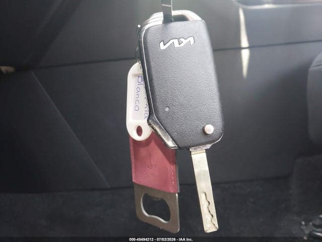 2024 KIA SPORTAGE LX 11