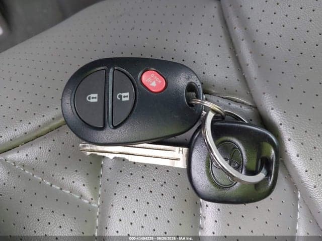 2019 TOYOTA SIENNA L 7 PASSENGER 11