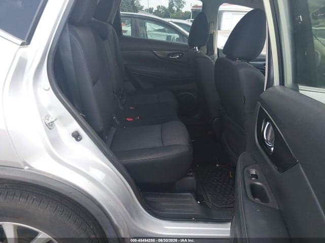 2019 NISSAN ROGUE SV 8