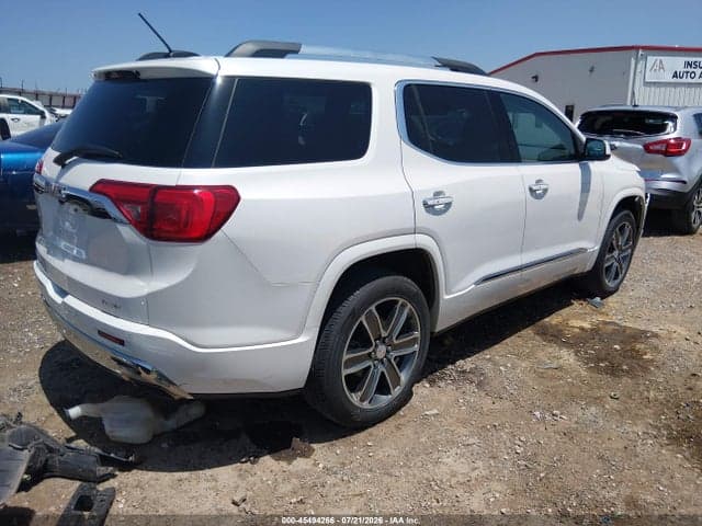 2017 GMC ACADIA DENALI 4