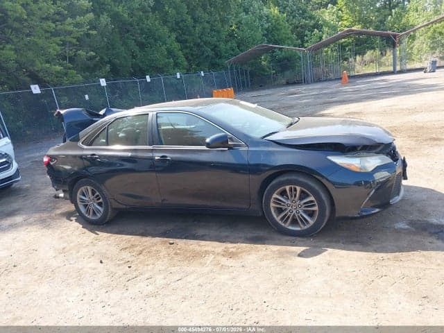2017 TOYOTA CAMRY SE 14