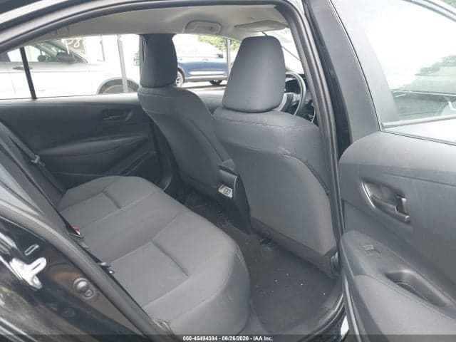 2024 TOYOTA COROLLA LE 8