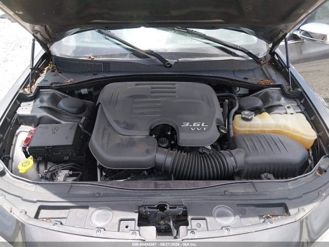 2017 CHRYSLER 300C 11