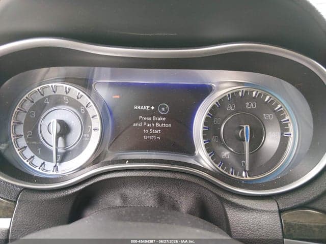 2017 CHRYSLER 300C 8