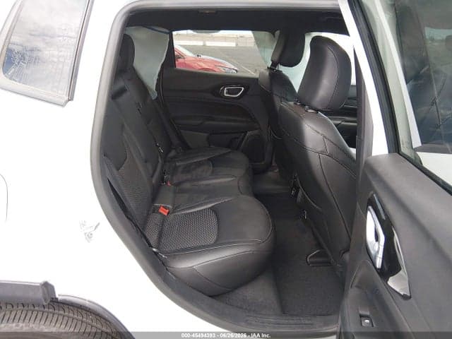 2025 JEEP COMPASS LATITUDE 4X4 8