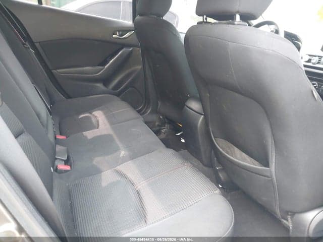 2017 MAZDA MAZDA3 SPORT 8