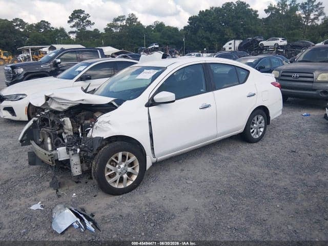 2017 NISSAN VERSA 1.6 SV 2