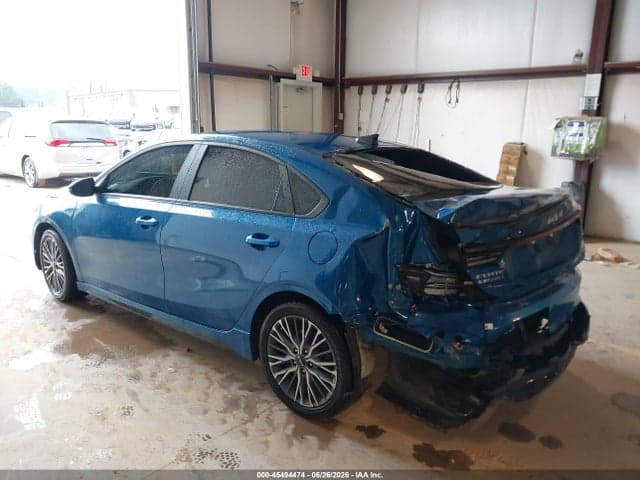 2023 KIA FORTE GT-LINE 3
