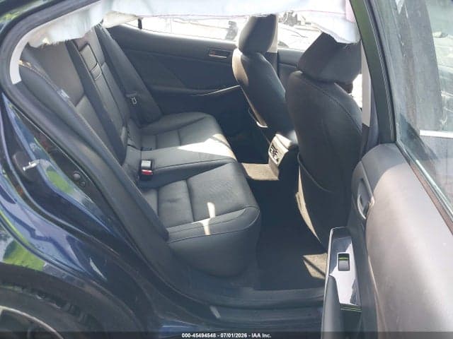 2019 LEXUS IS 300 8