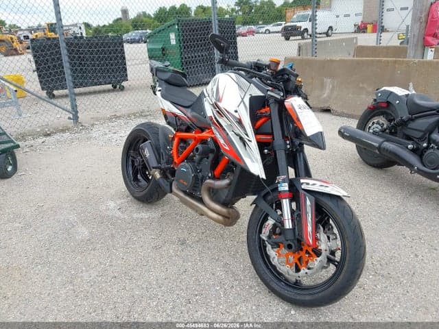 2020 KTM 1290 SUPER DUKE R - 1