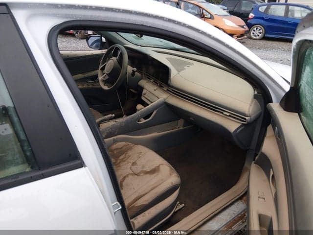 2024 HYUNDAI ELANTRA SEL 5