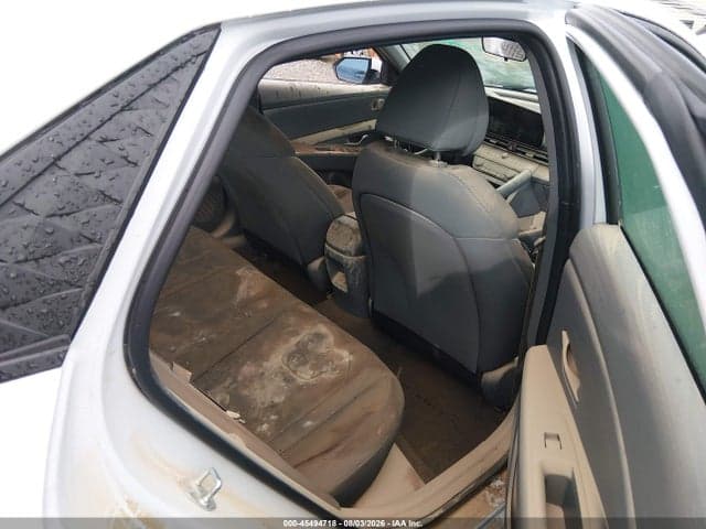 2024 HYUNDAI ELANTRA SEL 8
