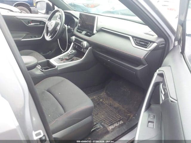 2023 TOYOTA RAV4 PRIME SE 5