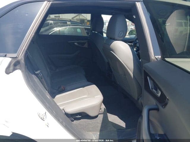 2019 AUDI Q8 55 PREMIUM 8