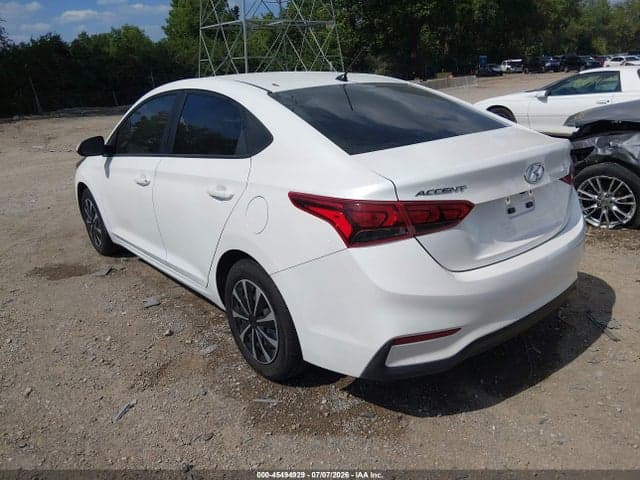 2021 HYUNDAI ACCENT SE 3